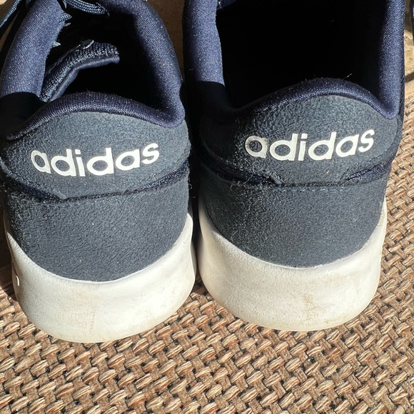 Adidas women’s cloudfoams - Picture 4 of 5